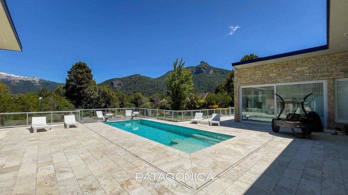 White House Villa San Carlos de Bariloche